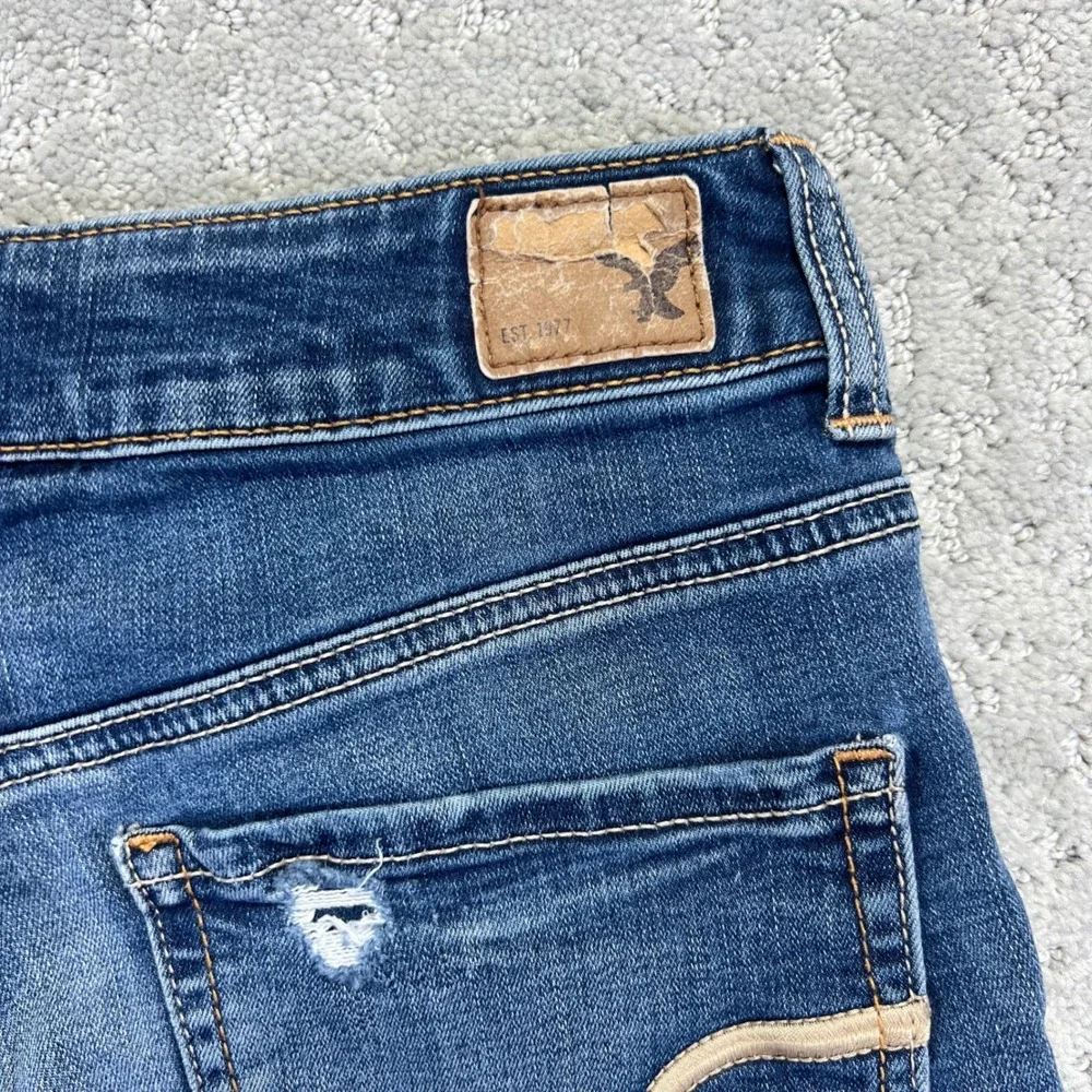 American Eagle Denim Shorts Size 4 Hi-Rise Shortie Blue Denim Distressed Stretch